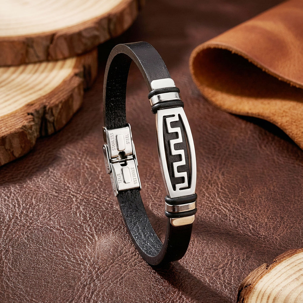 Takı Pusulası Motifli Ayarlanabilir Kordonlu Erkek Deri ve Çelik Bileklik 41744B23DD4